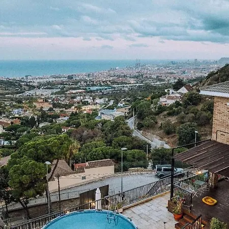 A+view Private Terrace Private Pool Family Fun * Badalona