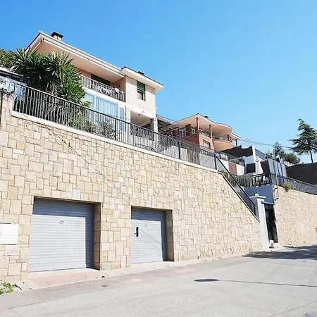 A+view Private Terrace Private Pool Family Fun Villa *